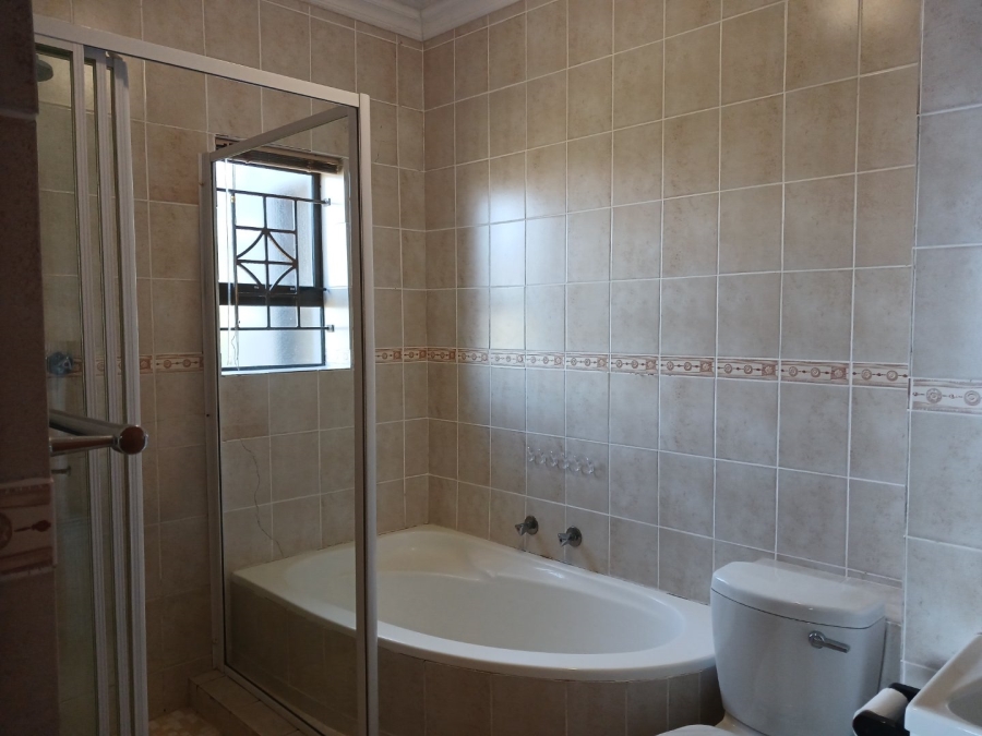 4 Bedroom Property for Sale in Dana Bay Western Cape